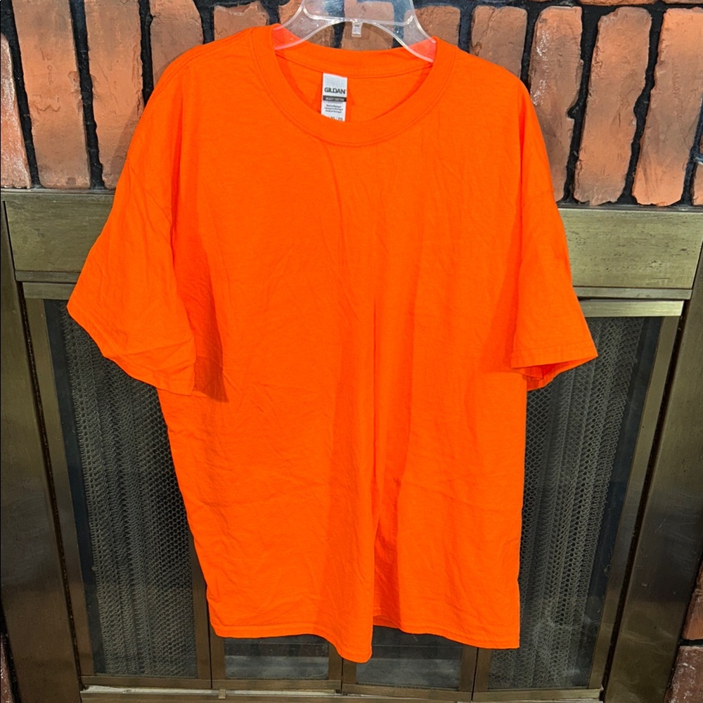 Gildan Men's Bright Orange Short Sleeve Tee